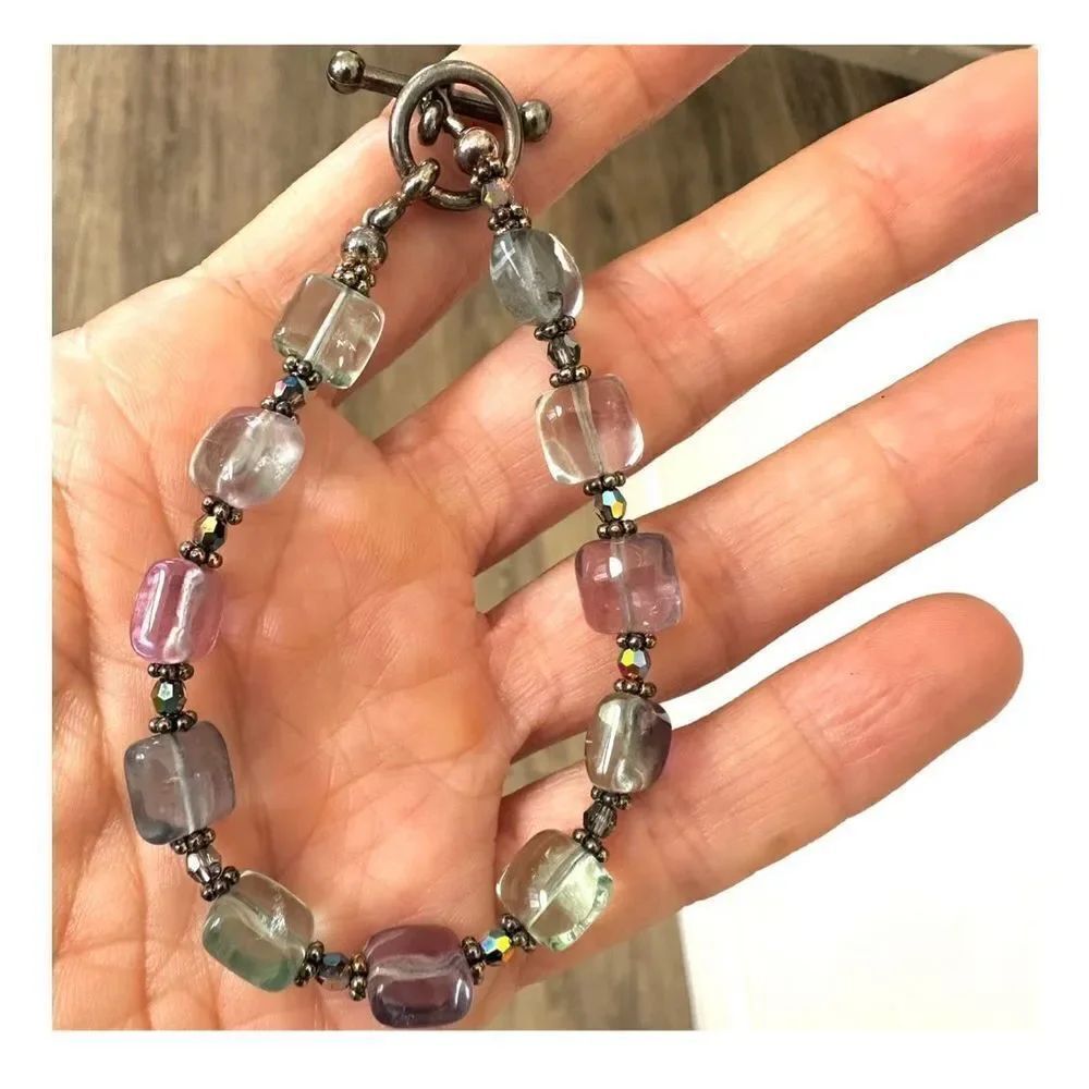 Glass beaded silver bracelet
